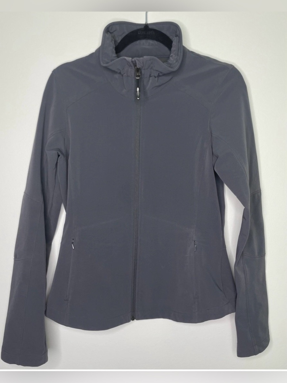 Lole / NWOT/ Women's Grey Zip-Up Softshell Jacket Sz XS